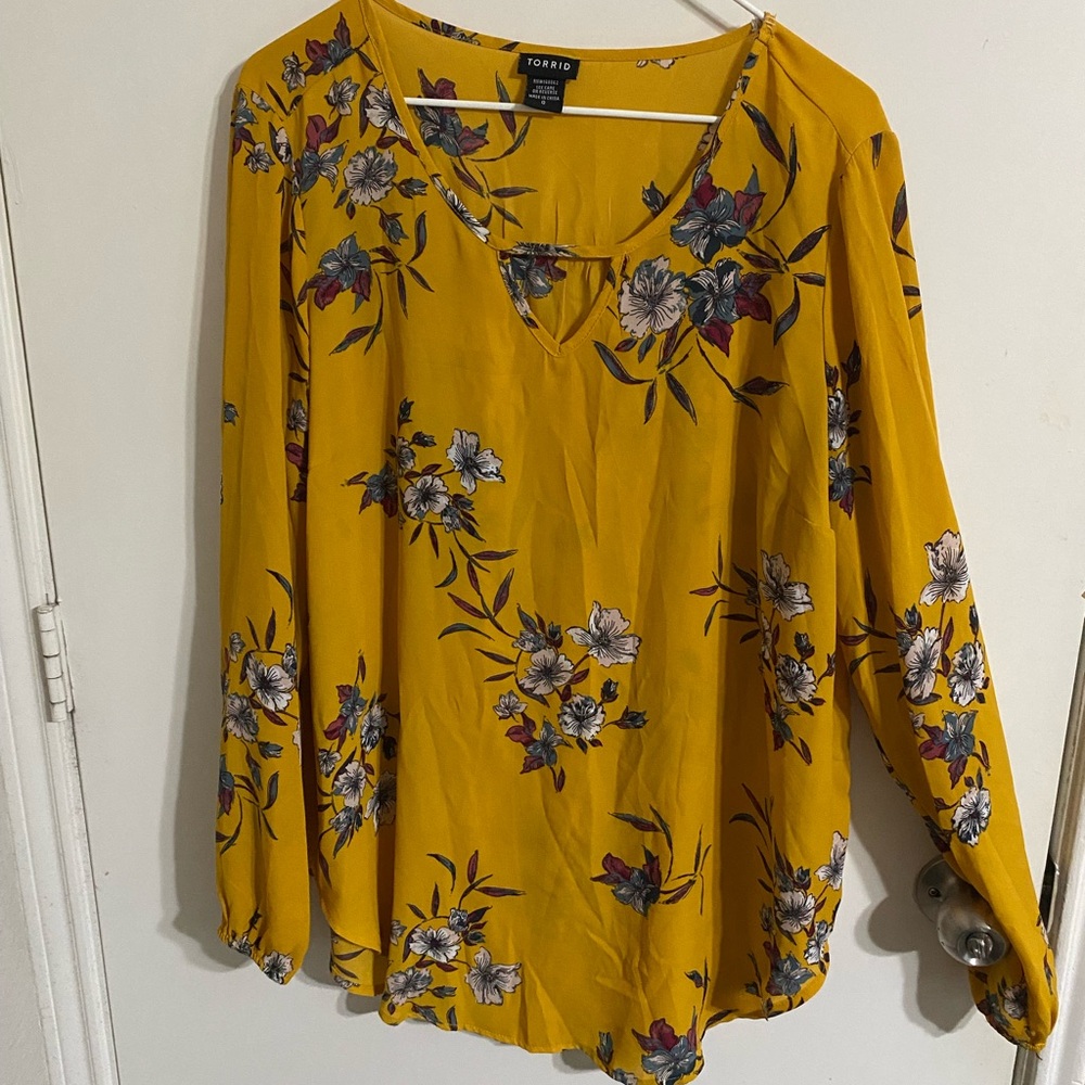 Torrid Yellow Floral Blouse SIZE XL